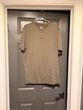 Oakley Men's Short Sleeve Crew Tee in Olive Green